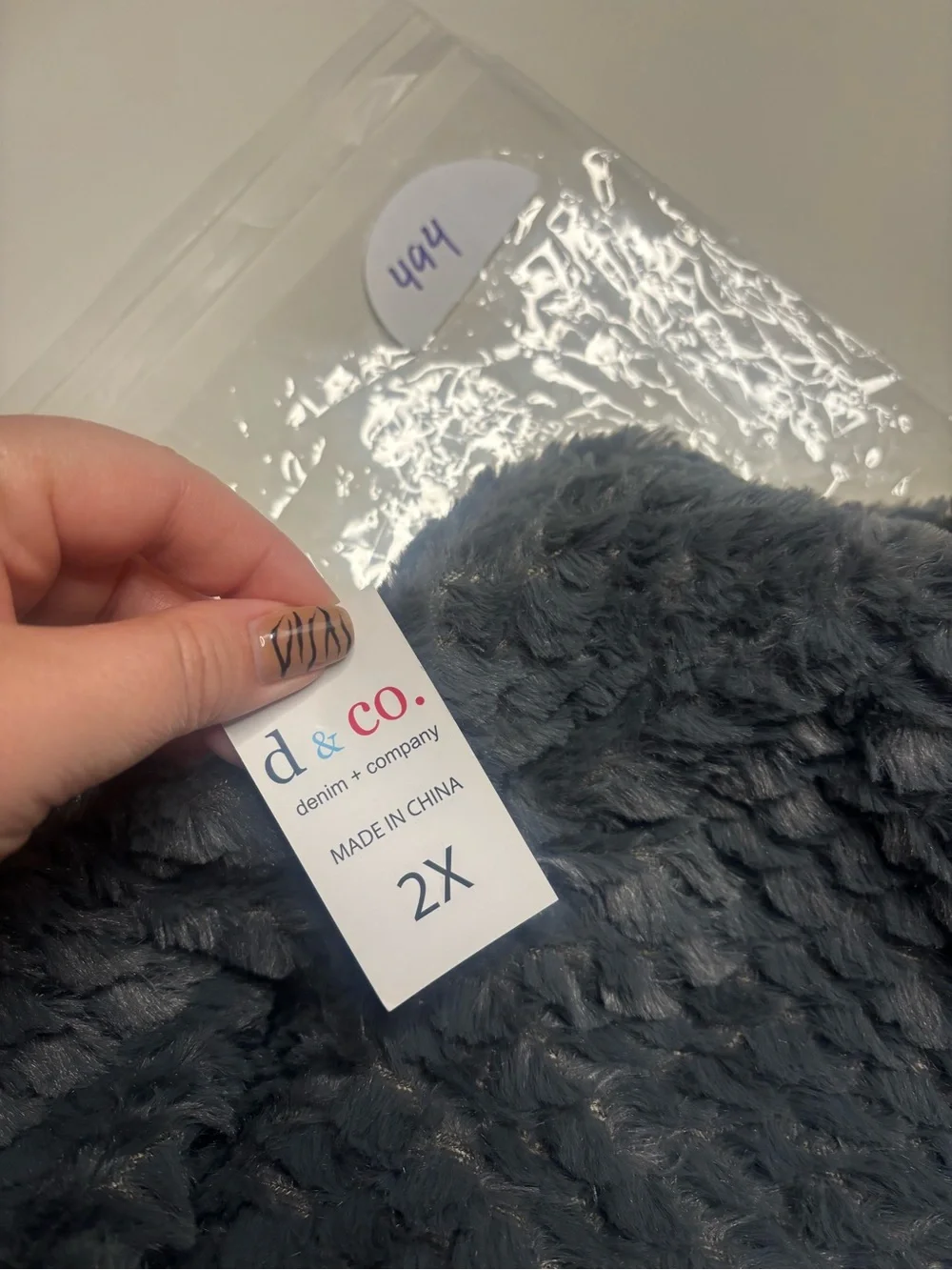 Denim & Co. Reversible Textured Faux Fur Quilted Vest Zip Front Grey Size 2X New